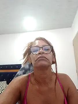 Freechat BustyMilf_ on StripChat
