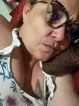 Freechat Cailinmilf on StripChat