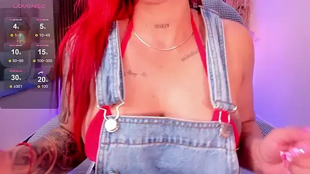 cami_rouxxx_ — show my tits with oil