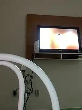 Freechat Cammgirlmii on StripChat