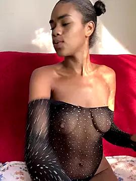 Freechat Cammgirlmii on StripChat