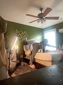 caramel__cremes — Outside show