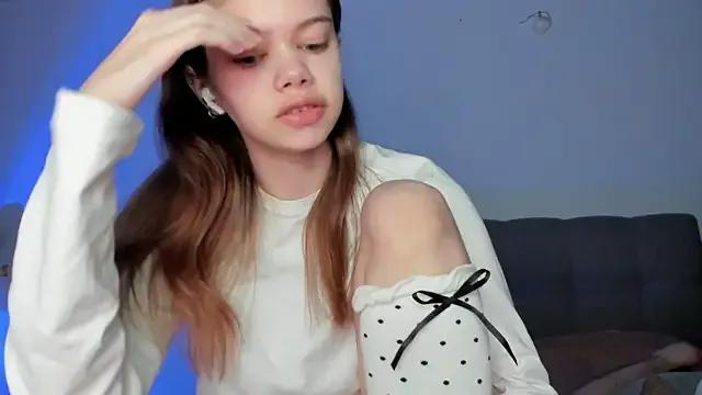 Freechat chansetolove on StripChat