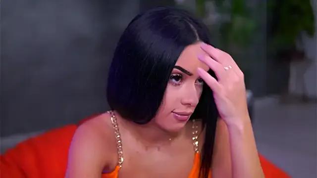 Freechat CherrySelena on StripChat