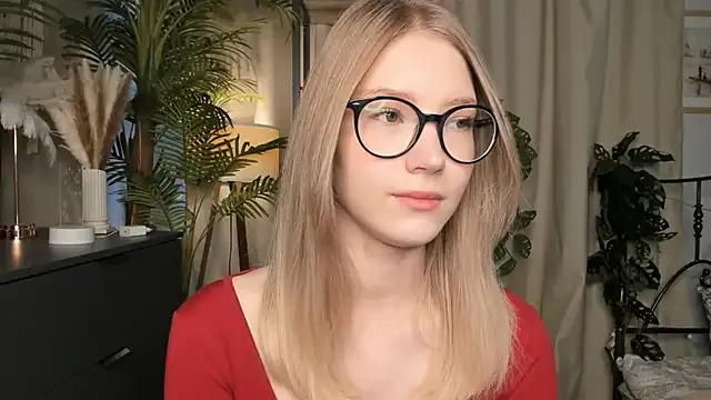 Freechat ChinBonnell on StripChat