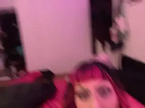 ChrryFoxx on StripChat