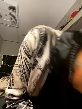 Freechat CUMQUEEN-XXX69 on StripChat