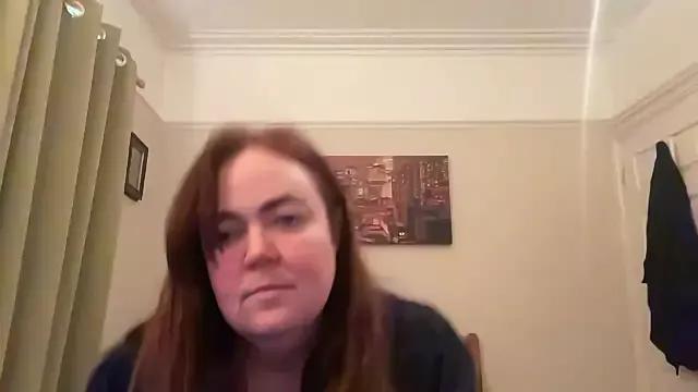 Freechat curvy-milf-abbie on StripChat