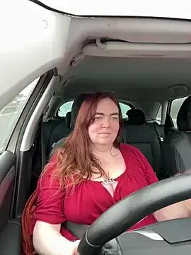 Freechat curvy-milf-abbie on StripChat