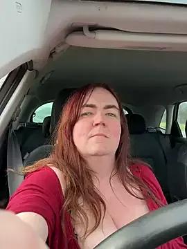 Freechat curvy-milf-abbie on StripChat