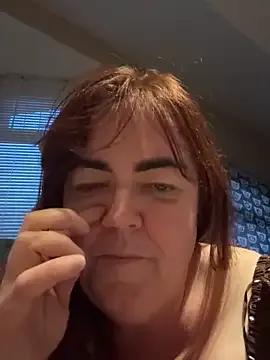 Freechat curvy-milf-abbie on StripChat