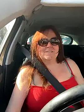 Freechat curvy-milf-abbie on StripChat