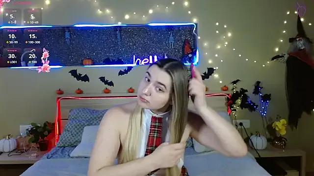 StripChat cutieblush is Freechat cutieblush — pussy close up and fingering