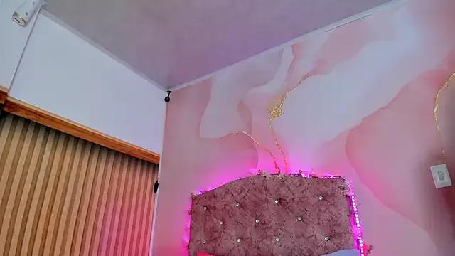 Freechat Daisy__rose on StripChat