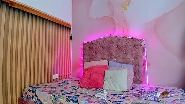 Freechat Daisy__rose on StripChat