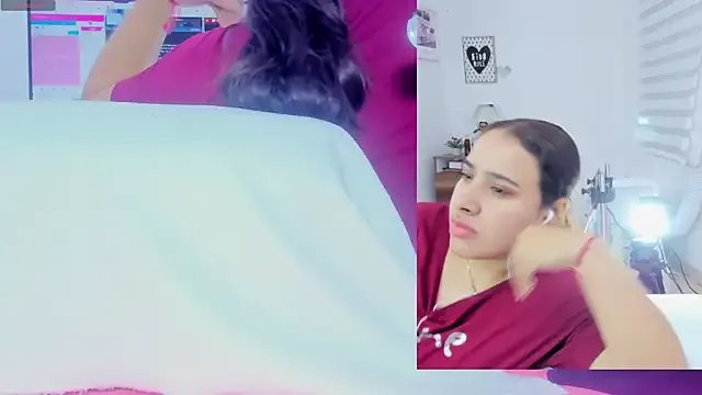 Daki_Ume_ on StripChat