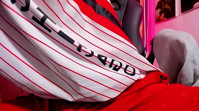 Daniel_Deluc77 on StripChat