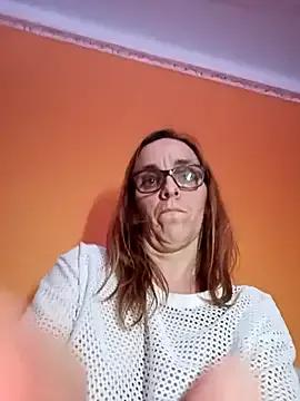 Freechat Dettybitch40 on StripChat