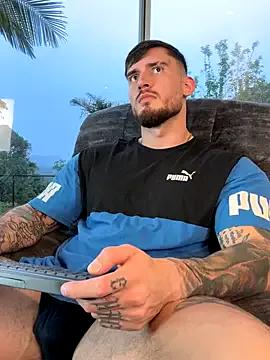 Freechat DimitriSullivan_ on StripChat