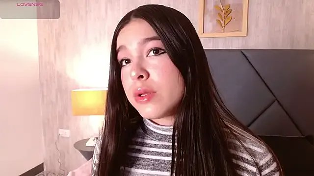 Freechat Dulcee_1 on StripChat