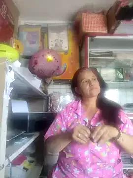 Edged_Hot69 on StripChat