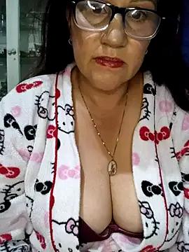 Edged_Hot69 on StripChat