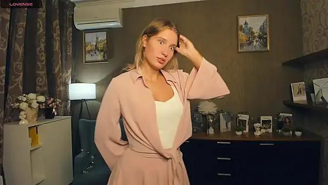 Freechat EdinaBiers on StripChat