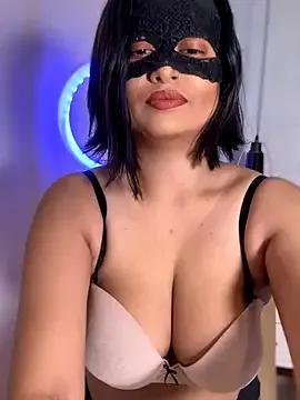 Eleena_AND_Tyler on StripChat 