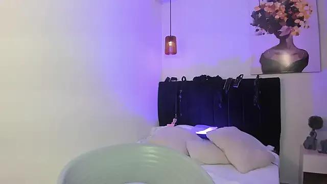 Freechat elisabethflores on StripChat