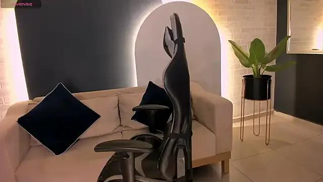 EllaClark — undress me