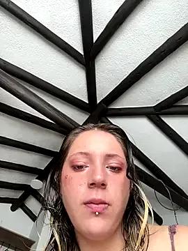 Freechat Enyeld_ruru on StripChat