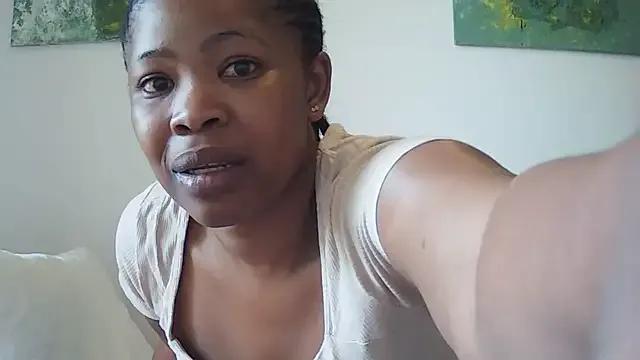 EROTIC_BARBIE28 on StripChat