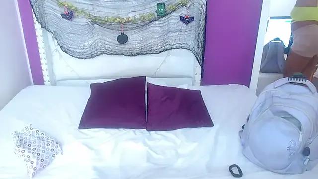 fat_naughtyass — squirt + dildo