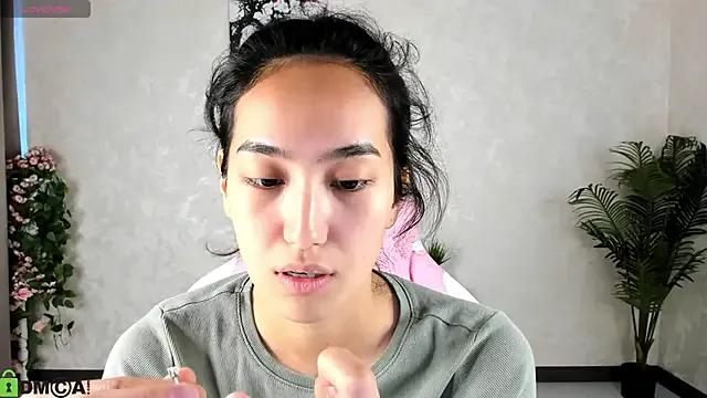 Freechat FlirtyAura on StripChat