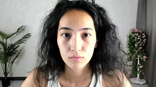 Freechat FlirtyAura on StripChat