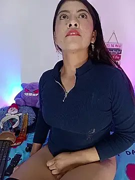 Fox_Roxxan on StripChat