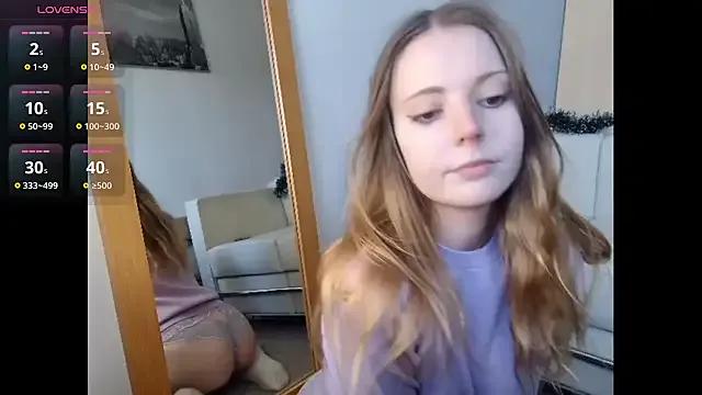 StripChat Frosty_Princess is Freechat Frosty_Princess — Finger pussy + last tip wins 1 nude