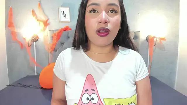 Freechat GiannaSlimJB on StripChat