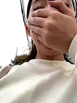 Giselle_miau — masturbate with the door open