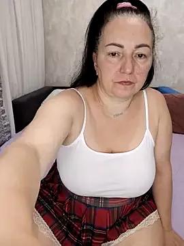 Freechat HairyVicky on StripChat