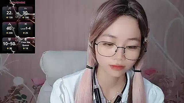 Freechat HeIlo-Honey on StripChat