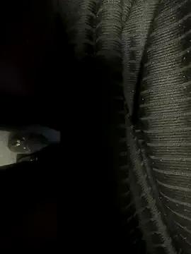 HiddenHoneyLDN on StripChat