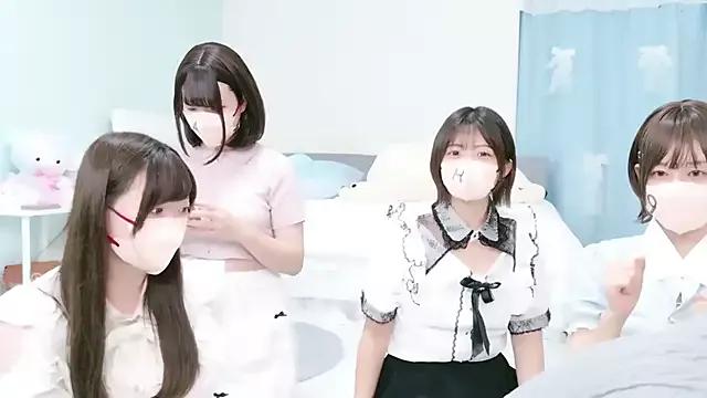 Group Hinata_Sun on StripChat