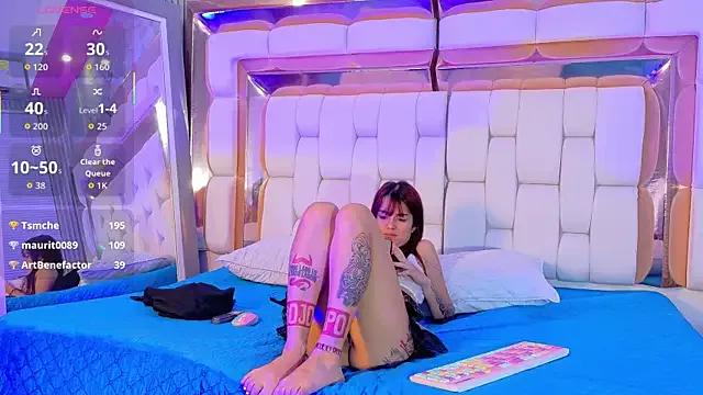 Freechat hot-littlechill on StripChat