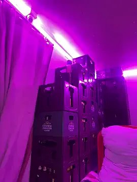 Hot_beauty__ on StripChat