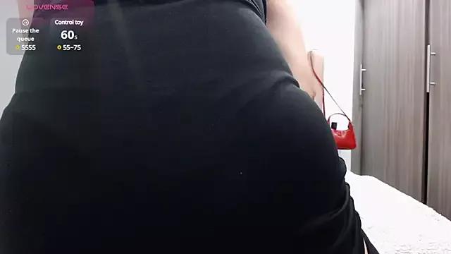 HotAss_Hally on StripChat