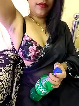 Freechat hoty_sonali on StripChat