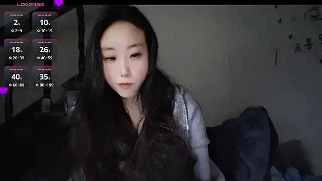 Freechat hyp0crite on StripChat