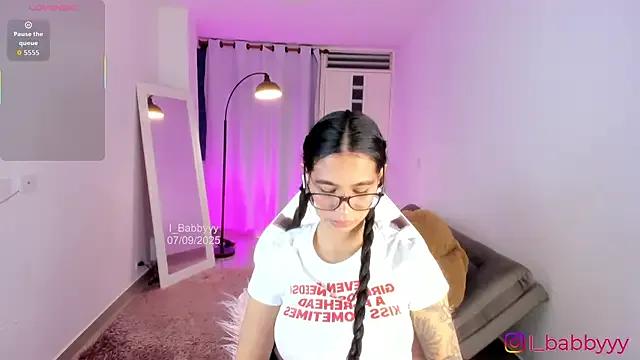 Freechat i_babbyyyy on StripChat