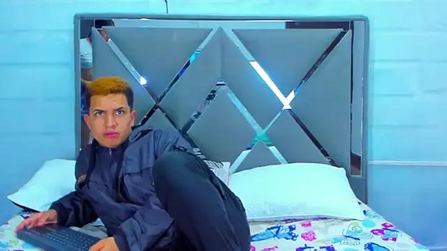 Freechat Innocent_Room1 on StripChat